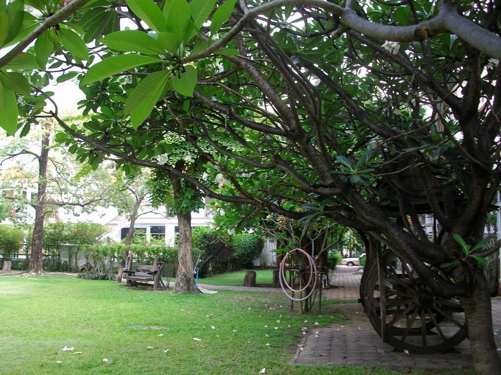 A Joy House - Kaset Nawamin City Bangkok Exterior photo
